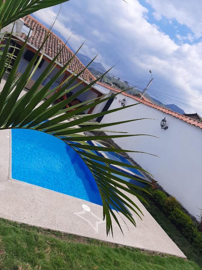 Hostel Las Palmas Вилкабамба Екстериор снимка